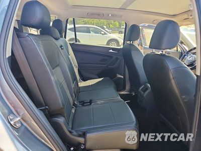Zdjęcie 11 z 13 samochodu: 2018 VOLKSWAGEN TIGUAN SE VIN:3VV2B7AX6JM185176 - miniatura