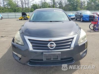 Piąte zdjęcie samochodu w środku: 2014 NISSAN ALTIMA 2.5 VIN:1N4AL3AP2EC425420 - miniatura