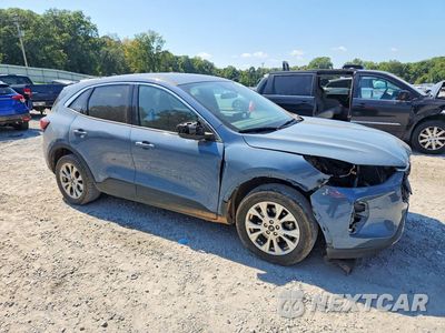 Czwarte zdjęcie samochodu z boku: 2023 FORD ESCAPE ACTIVE VIN:1FMCU0GN0PUB47016 - miniatura