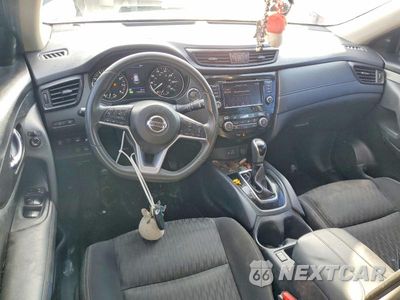 Zdjęcie 8 z 12 samochodu: 2018 NISSAN ROGUE SV VIN:KNMAT2MT1JP508448 - miniatura
