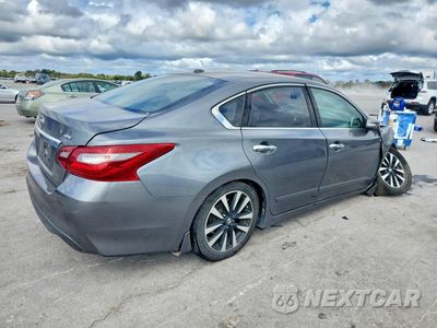 Trzecie zdjęcie samochodu z tyłu: 2018 NISSAN ALTIMA 2.5 SV VIN:1N4AL3AP9JC137663 - miniatura