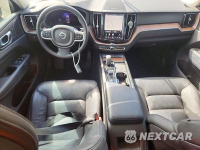 Zdjęcie 8 z 12 samochodu: 2022 VOLVO XC60 B5 MOMENTUM VIN:YV4L12DK5N1046505 - miniatura
