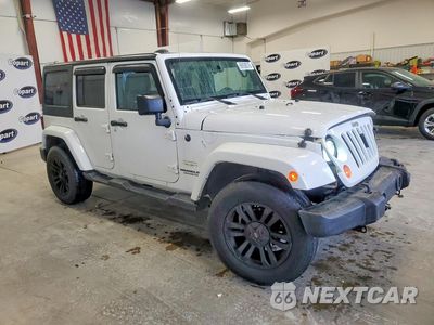 Czwarte zdjęcie samochodu z boku: 2013 JEEP WRANGLER UNLIMITED SAHARA VIN:1C4BJWEG2DL567846 - miniatura