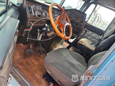 Zdjęcie 8 z 13 samochodu: 1997 FREIGHTLINER FLD120 SEMI TRUCK VIN:1FUPCSEB3VP845766 - miniatura
