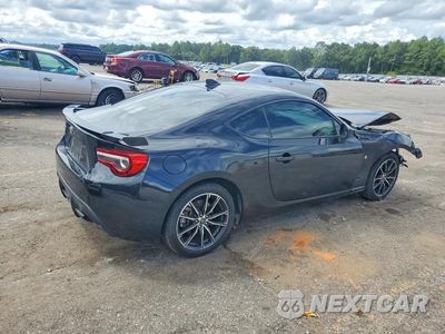 Trzecie zdjęcie samochodu z tyłu: 2020 TOYOTA 86 GT VIN:JF1ZNAE12L8752942 - miniatura