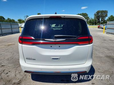 Zdjęcie 6 z 13 samochodu: 2023 CHRYSLER PACIFICA TOURING L VIN:2C4RC1BG8PR566762 - miniatura