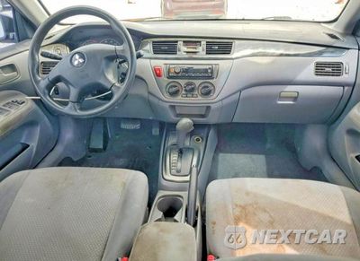 Zdjęcie 8 z 12 samochodu: 2007 MITSUBISHI LANCER ES VIN:JA3AJ26E97U016960 - miniatura