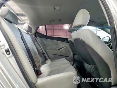 Zdjęcie 10 z 12 samochodu: 2013 KIA OPTIMA LX VIN:KNAGM4A76D5439330 - miniatura