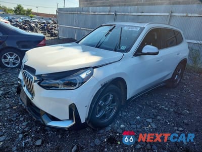 2023 BMW X1 XDRIVE28I WBX73EF01P5V79946 - główne zdjęcie licytacji z USA - miniatura