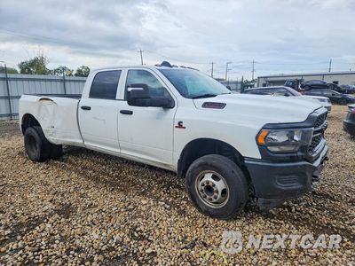 Czwarte zdjęcie samochodu z boku: 2023 RAM 3500 TRADESMAN VIN:3C63RRGL7PG648522 - miniatura