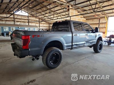 Trzecie zdjęcie samochodu z tyłu: 2022 FORD F350 SUPER DUTY VIN:1FT8W3BT9NEC45965 - miniatura
