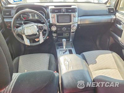Zdjęcie 8 z 12 samochodu: 2018 TOYOTA 4RUNNER SR5 VIN:JTEZU5JRXJ5168024 - miniatura