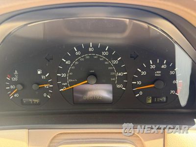 Zdjęcie 8 z 10 samochodu: 2000 MERCEDES-BENZ E 430 VIN:WDBJF70J7YB018627 - miniatura