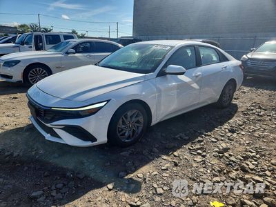 2024 HYUNDAI ELANTRA SEL KMHLM4DG0RU654322 - główne zdjęcie licytacji z USA - miniatura