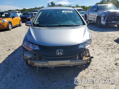 Piąte zdjęcie samochodu w środku: 2017 HONDA FIT LX VIN:3HGGK5G57HM707971 - miniatura