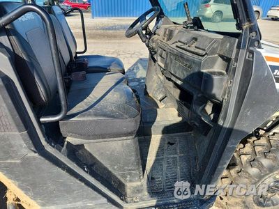 Piąte zdjęcie samochodu w środku: 2023 POLARIS RANGER 1000 EPS UTILITY VEHICLE VIN:4XATAE991P8027834 - miniatura