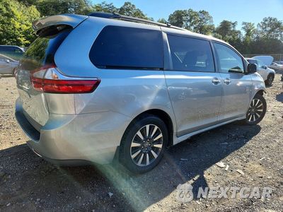Trzecie zdjęcie samochodu z tyłu: 2019 TOYOTA SIENNA XLE 7-PASSENGER VIN:5TDDZ3DC3KS220293 - miniatura