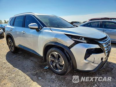 Czwarte zdjęcie samochodu z boku: 2025 NISSAN ROGUE SV VIN:JN8BT3BB8SW149423 - miniatura