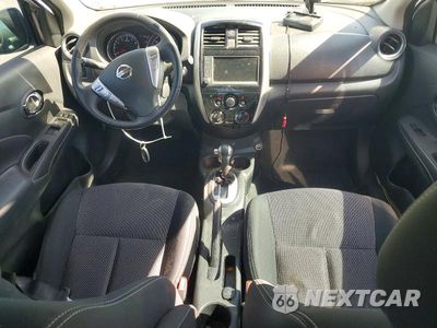 Zdjęcie 8 z 13 samochodu: 2019 NISSAN VERSA SV VIN:3N1CN7AP5KL819582 - miniatura