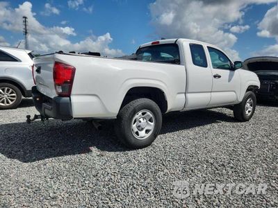 Trzecie zdjęcie samochodu z tyłu: 2018 TOYOTA TACOMA SR VIN:5TFRX5GN4JX103853 - miniatura