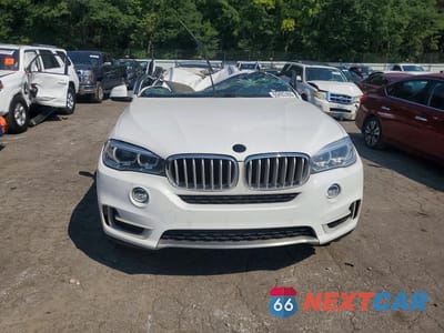 Piąte zdjęcie samochodu w środku: 2018 BMW X5 XDRIVE35I VIN:5UXKR0C54J0Y00936 - miniatura
