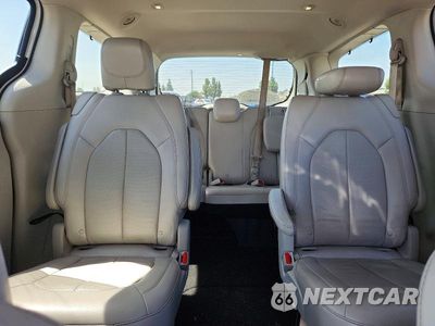 Zdjęcie 10 z 13 samochodu: 2018 CHRYSLER PACIFICA TOURING L VIN:2C4RC1BG5JR305676 - miniatura