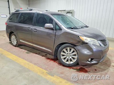Czwarte zdjęcie samochodu z boku: 2012 TOYOTA SIENNA XLE 7-PASSENGER VIN:5TDDK3DC5CS031893 - miniatura