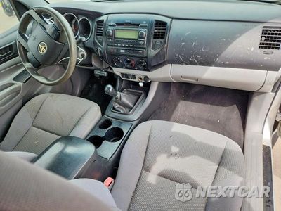Zdjęcie 8 z 13 samochodu: 2012 TOYOTA TACOMA BASE VIN:5TFUX4EN0CX008667 - miniatura
