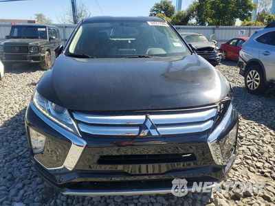 Piąte zdjęcie samochodu w środku: 2019 MITSUBISHI ECLIPSE CROSS SE VIN:JA4AT5AA0KZ048378 - miniatura