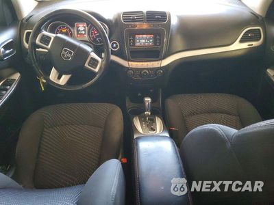 Zdjęcie 8 z 14 samochodu: 2017 DODGE JOURNEY SE VIN:3C4PDCAB7HT552484 - miniatura