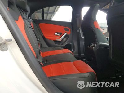 Zdjęcie 10 z 13 samochodu: 2025 MERCEDES-BENZ CLA AMG 35 4MATIC VIN:W1K5J5BB4SN527632 - miniatura