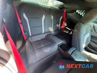 Zdjęcie 6 z 10 samochodu: 2020 CHEVROLET CAMARO LS VIN:1G1FB1RS8L0147369 - miniatura