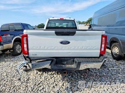 Zdjęcie 6 z 12 samochodu: 2024 FORD F350 SUPER DUTY VIN:1FT8W3BT0REC36917 - miniatura