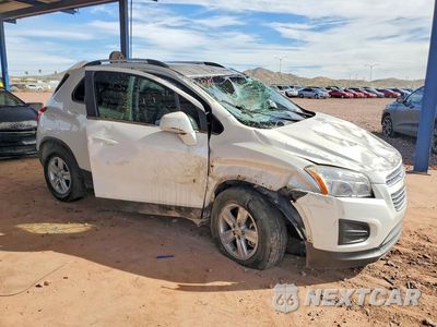 Czwarte zdjęcie samochodu z boku: 2016 CHEVROLET TRAX 1LT VIN:KL7CJLSB5GB668866 - miniatura