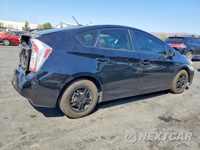 Trzecie zdjęcie samochodu z tyłu: 2015 TOYOTA PRIUS THREE VIN:JTDKN3DU6F0419567 - miniatura