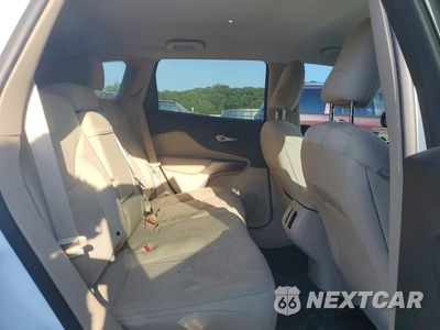 Zdjęcie 11 z 13 samochodu: 2019 JEEP CHEROKEE LATITUDE VIN:1C4PJLCB9KD358672 - miniatura