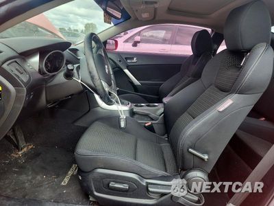 Zdjęcie 7 z 12 samochodu: 2010 HYUNDAI GENESIS COUPE 2.0T PREMIUM VIN:KMHHT6KD9AU008603 - miniatura