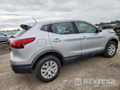Trzecie zdjęcie samochodu z tyłu: 2018 NISSAN ROGUE SPORT S VIN:JN1BJ1CP2JW182354 - miniatura