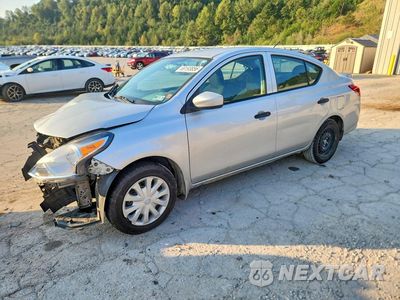 2017 NISSAN VERSA 1.6 S PLUS 3N1CN7AP9HL857941 - główne zdjęcie licytacji z USA - miniatura