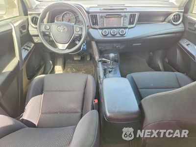 Zdjęcie 8 z 13 samochodu: 2016 TOYOTA RAV4 LE VIN:JTMZFREV5GJ062321 - miniatura