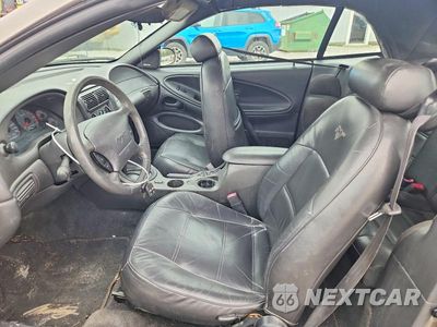 Zdjęcie 7 z 12 samochodu: 2001 FORD MUSTANG VIN:1FAFP44461F263804 - miniatura