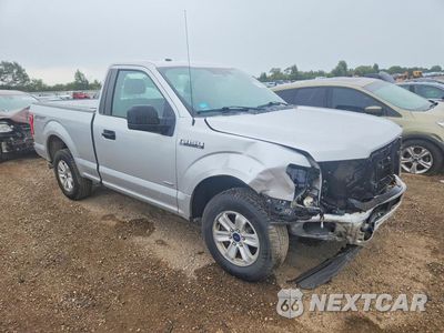 Czwarte zdjęcie samochodu z boku: 2016 FORD F150 VIN:1FTMF1CP3GKE45975 - miniatura