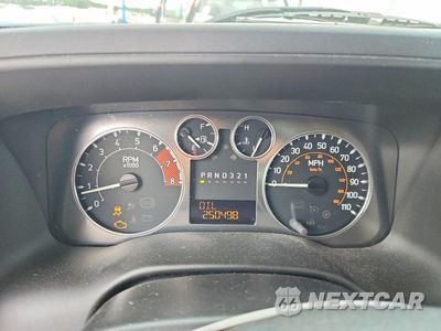 Zdjęcie 9 z 13 samochodu: 2006 HUMMER H3 VIN:5GTDN136468311507 - miniatura