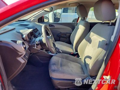 Zdjęcie 7 z 12 samochodu: 2015 CHEVROLET SONIC LS VIN:1G1JA6SH9F4148388 - miniatura