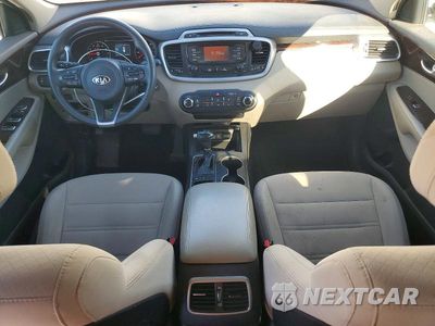 Zdjęcie 8 z 14 samochodu: 2017 KIA SORENTO LX V6 VIN:5XYPGDA52HG329624 - miniatura