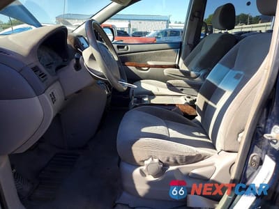 Zdjęcie 7 z 13 samochodu: 2004 TOYOTA SIENNA LE VIN:5TDBA23C84S022855 - miniatura