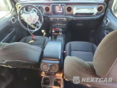 Zdjęcie 8 z 12 samochodu: 2020 JEEP GLADIATOR MOJAVE VIN:1C6JJTEG5LL202786 - miniatura