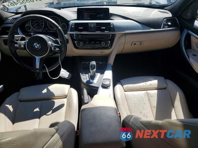 Zdjęcie 8 z 13 samochodu: 2018 BMW 330 XI VIN:WBA8D9C5XJEM35063 - miniatura