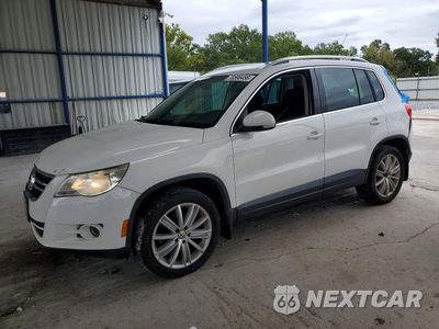 2011 VOLKSWAGEN TIGUAN S WVGBV7AX9BW555930 - główne zdjęcie licytacji z USA - miniatura