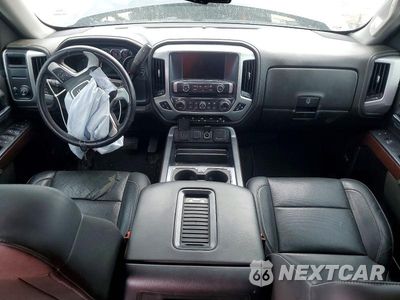 Zdjęcie 8 z 13 samochodu: 2018 GMC SIERRA C1500 SLT VIN:3GTP1NEC3JG231208 - miniatura